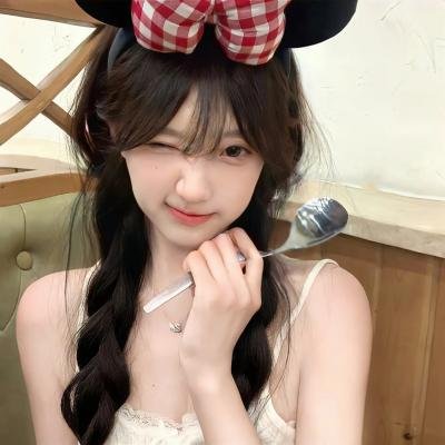 美丽笨女人